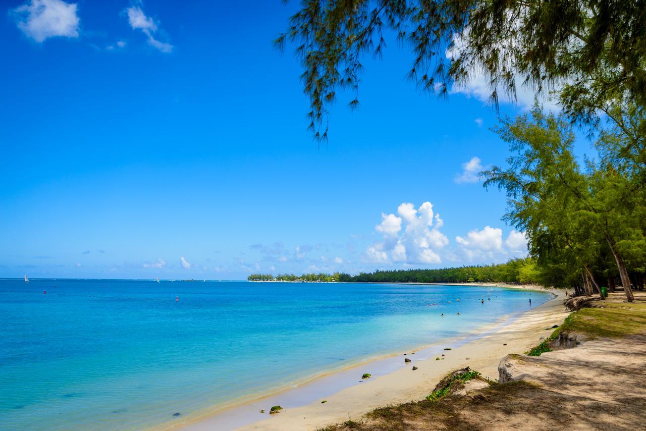Filles Des Iles Villa Mont-Choisy Exterior photo