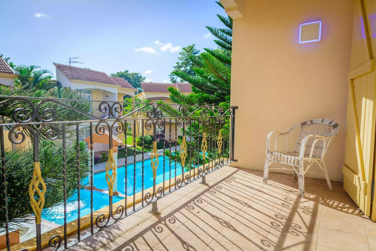 Filles Des Iles Villa Mont-Choisy Exterior photo